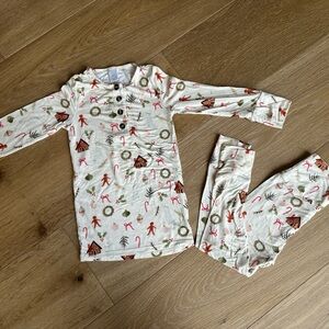 Lou Lou & Company Festive Kids Pajama Set - Cream and Red